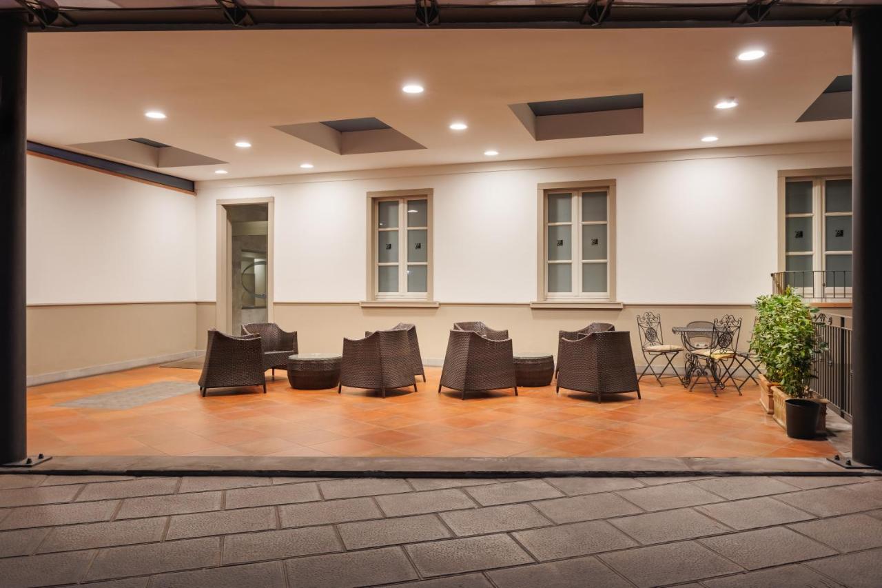 Embassy 4* Florença
