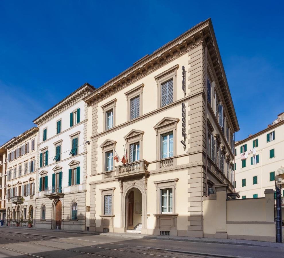 Embassy Florença