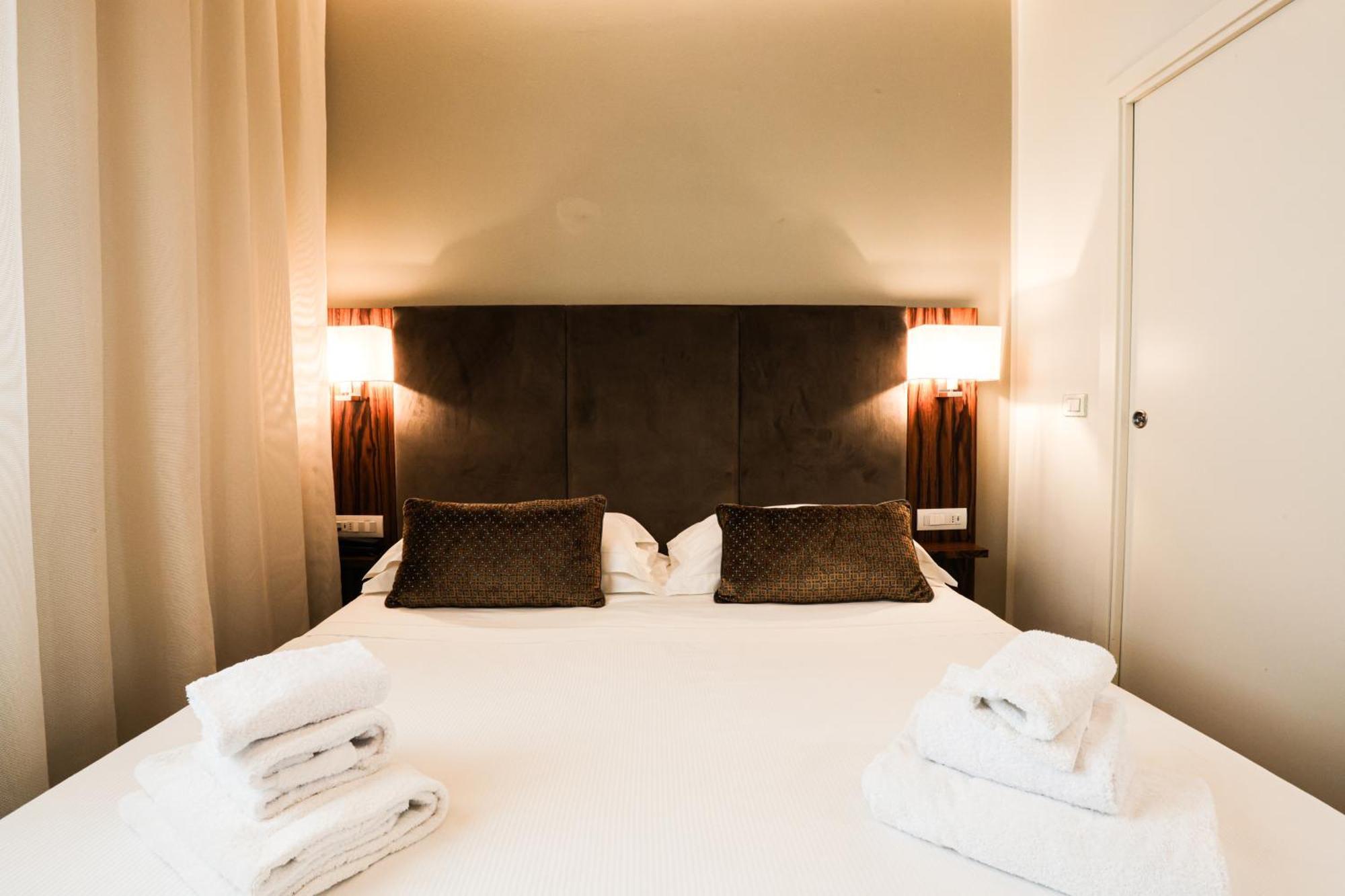 Embassy Hotel Florença